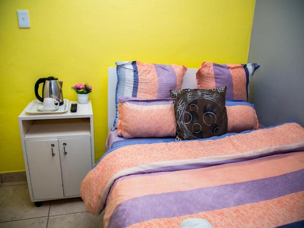 In Guest - Annex Ndabeni * Cape Town
