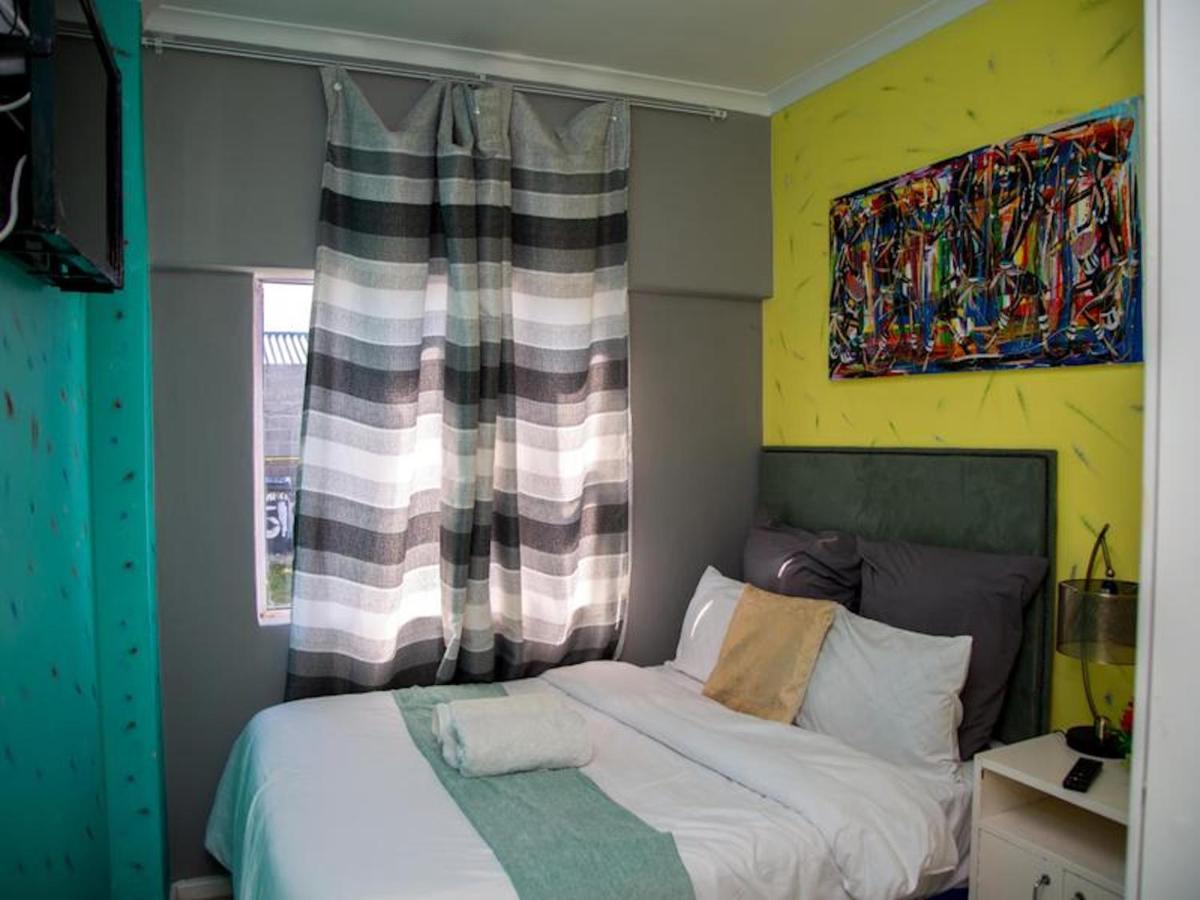 In Guest - Annex Ndabeni Guest house *